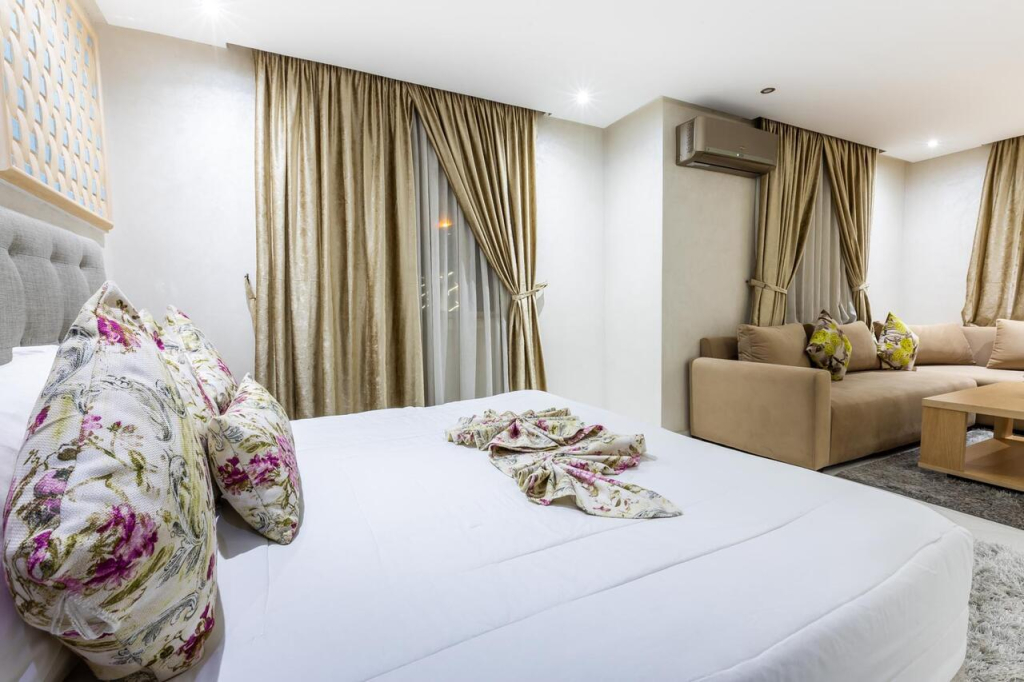 Hospitality Inn