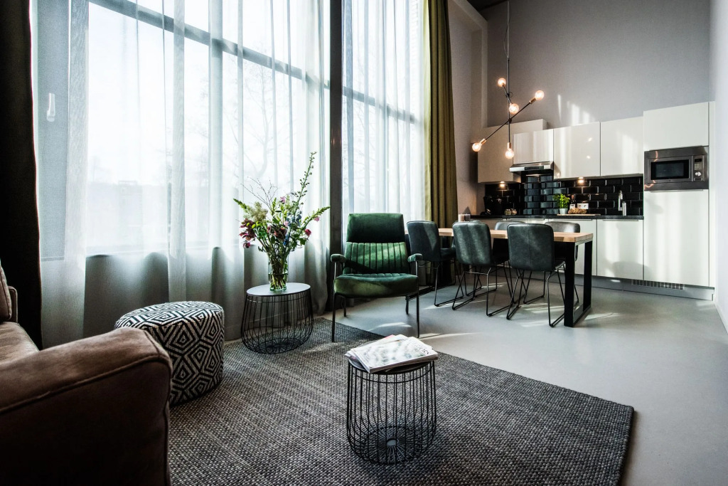 YAYS Amsterdam East by Numa