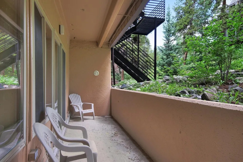 The Lift C11 1 Bedroom Condo by RedAwning