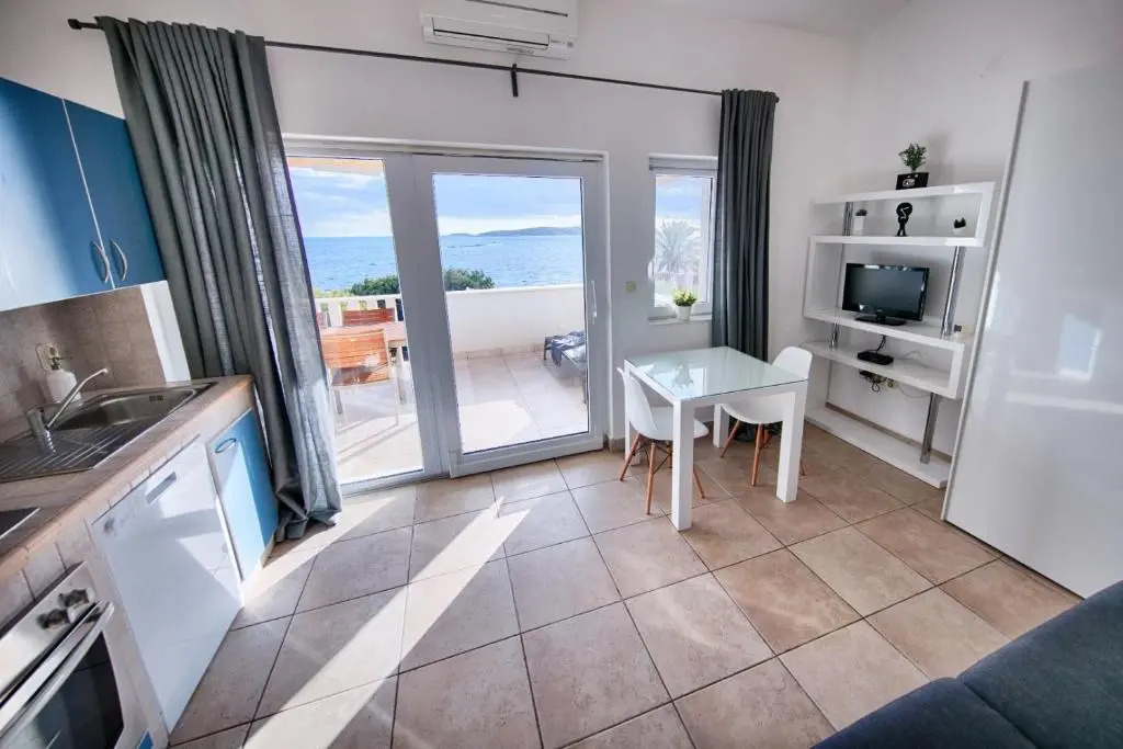 Seafront Suites Maja