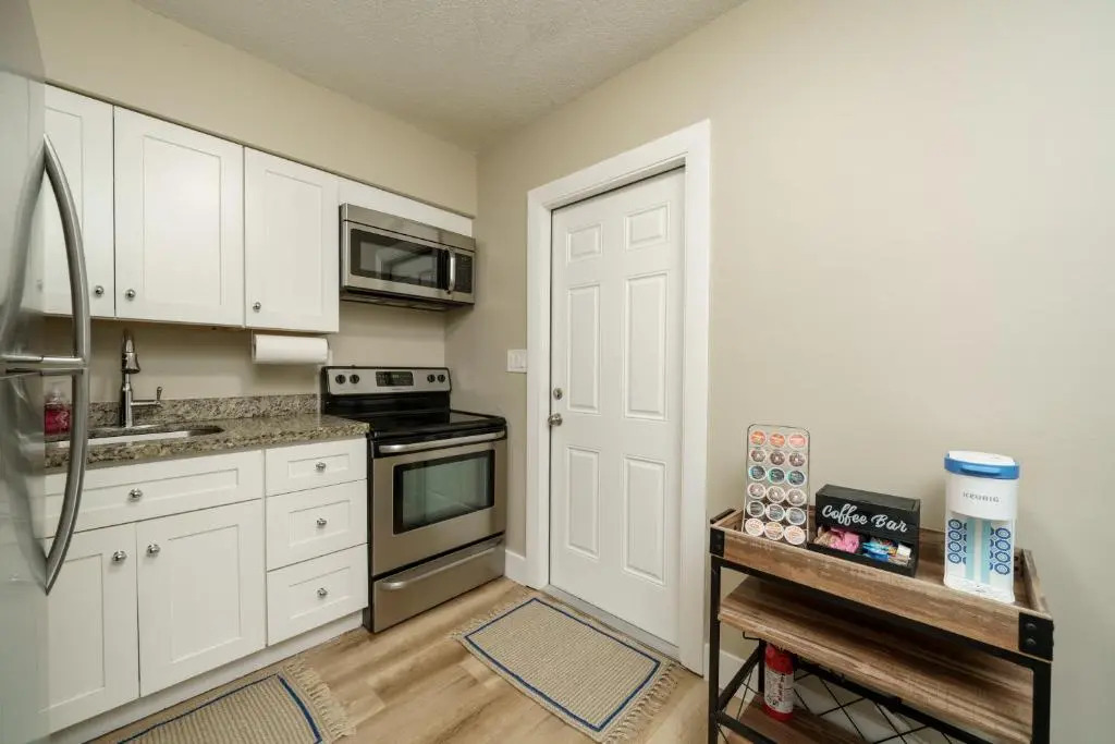 2 Bedroom Apartment - Perfect for Long Term Stays
