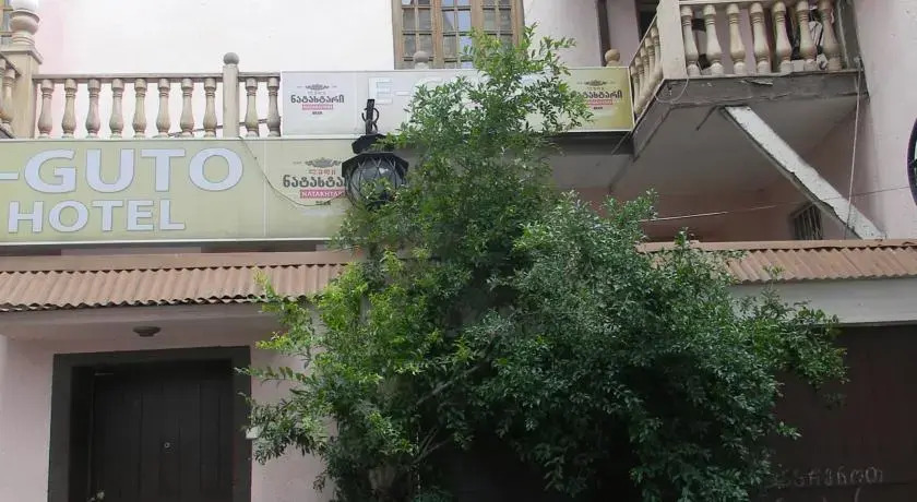 Guto Hotel