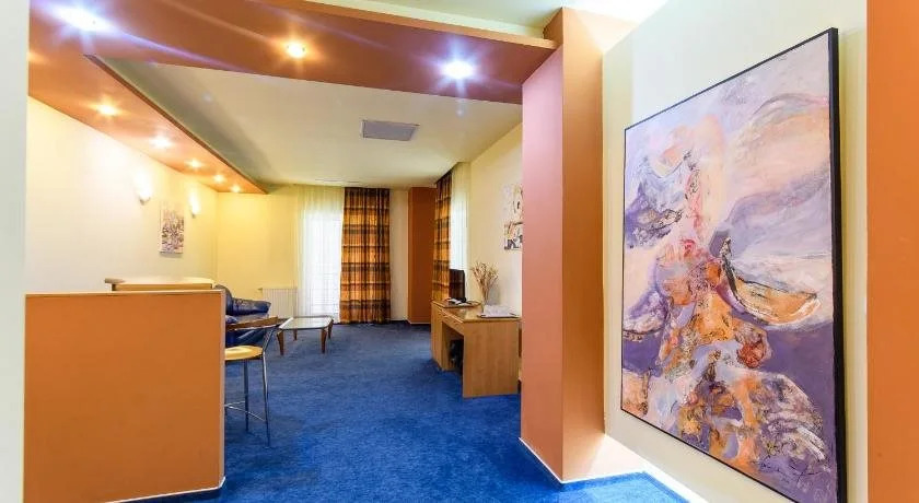 Hotel Torontal