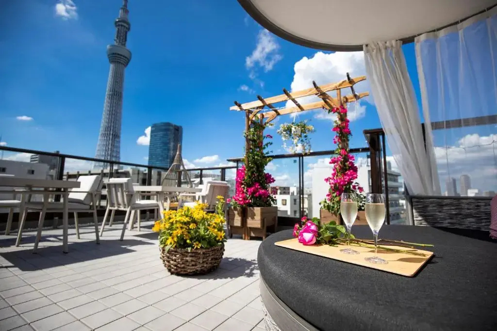 SOLA HOTEL