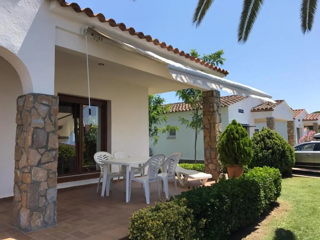 Villa Montserrat 1, Terrace & Pool
