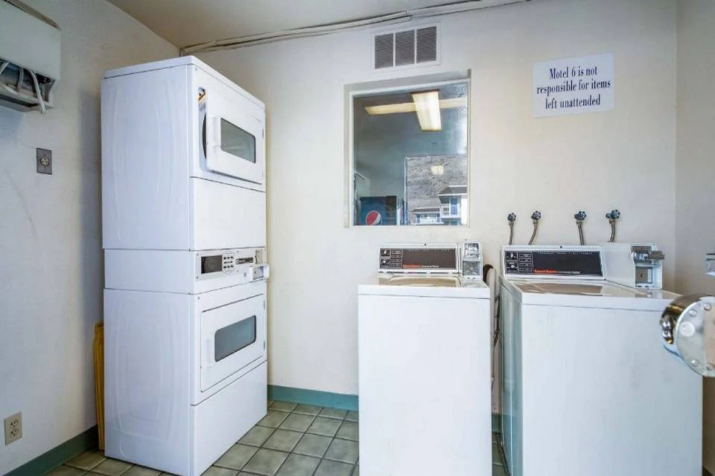Motel 6 Wendover