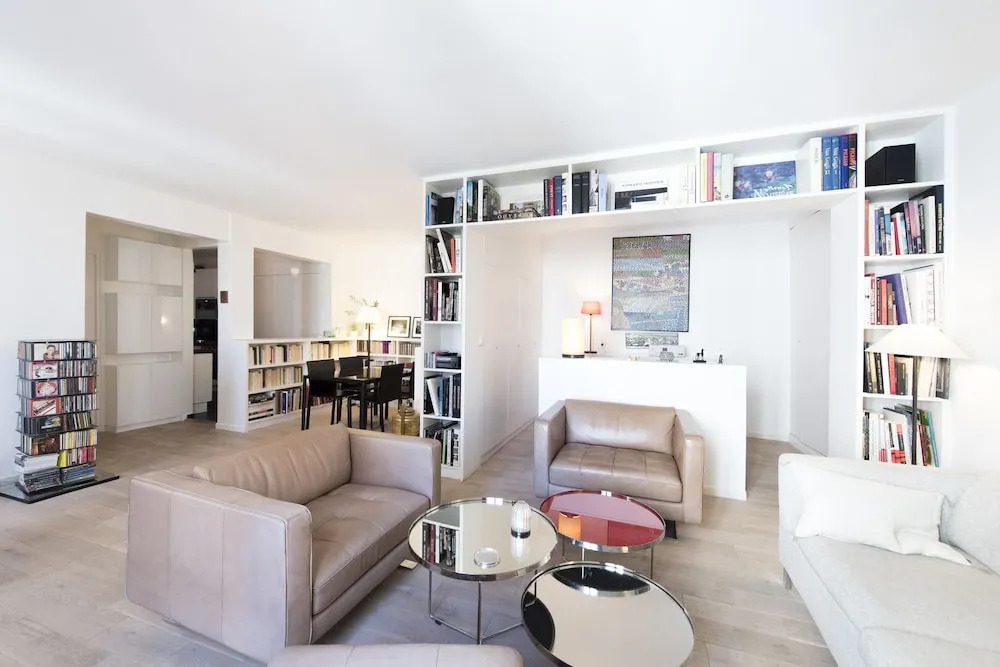 Style In South Pigalle