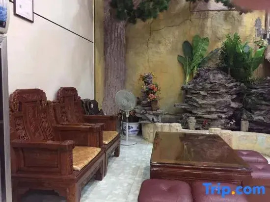 Sihui Warm Business Hotel (Dawang Plaza)