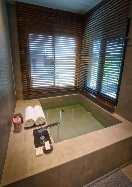 The Sunbeam Hideaway B&B