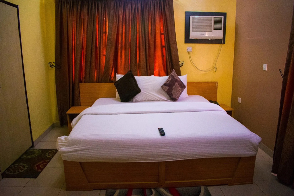 Esporta Suites - Agindingbi