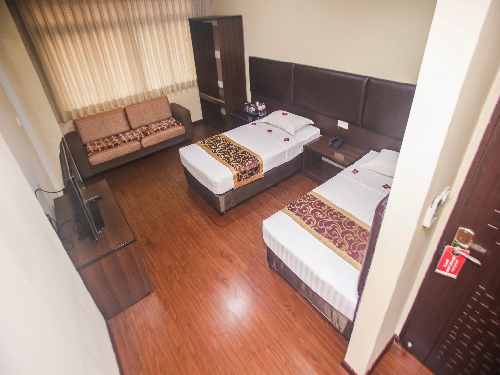 Grace Treasure Hotel