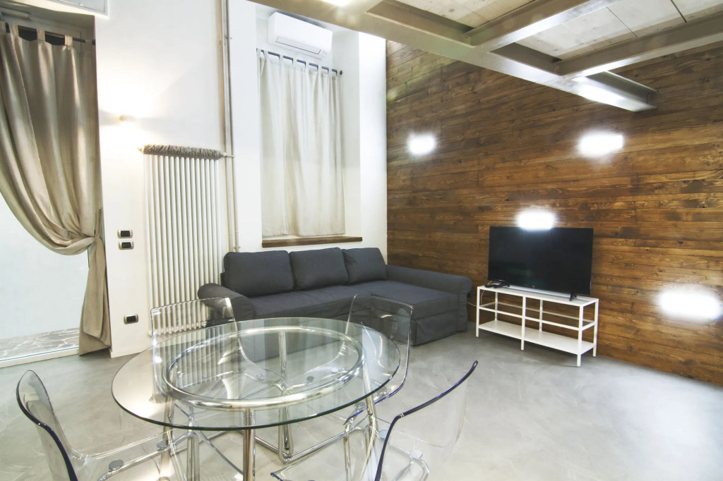 Alessias Flat - Mac Mahon