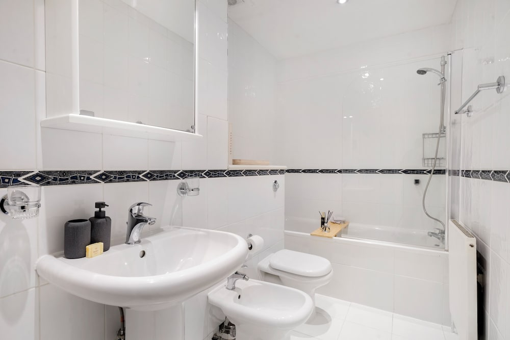 Hertford Flat 15