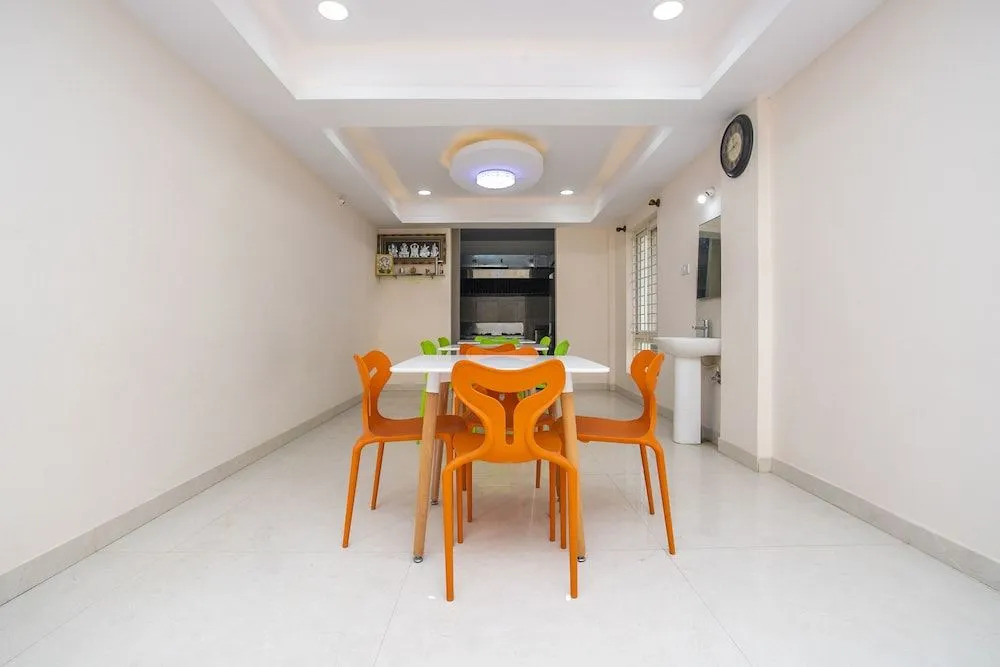 OYO 22836 Hotel Amster Inn