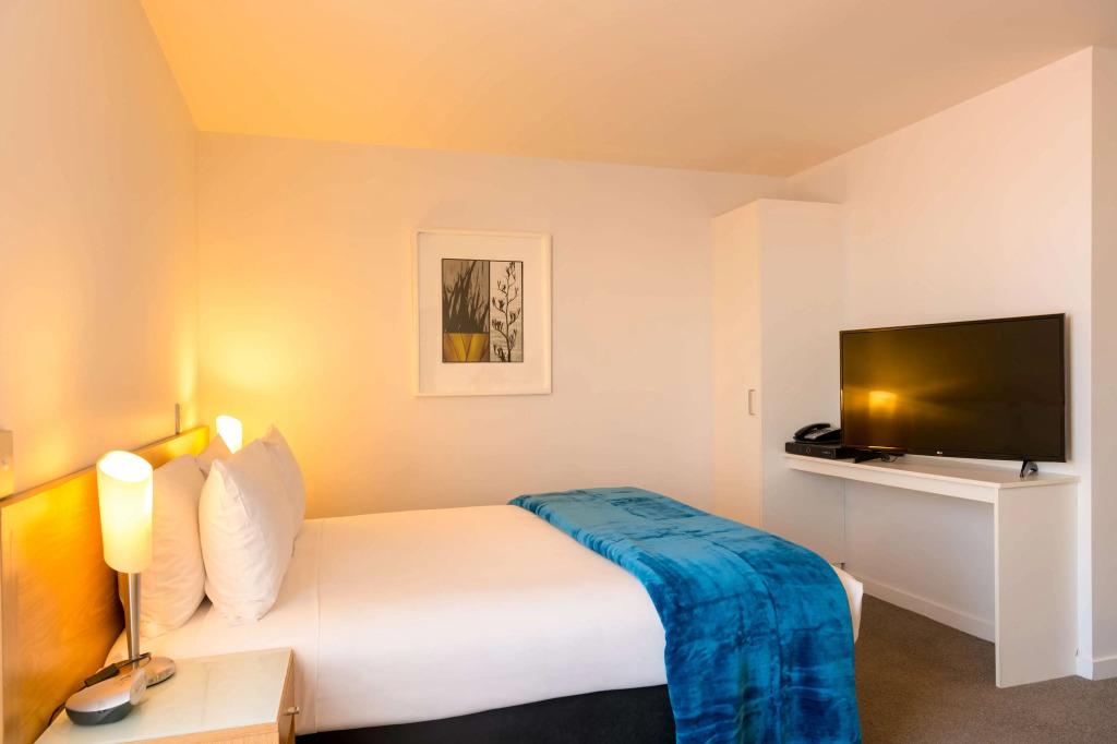 Astelia Apartment Hotel