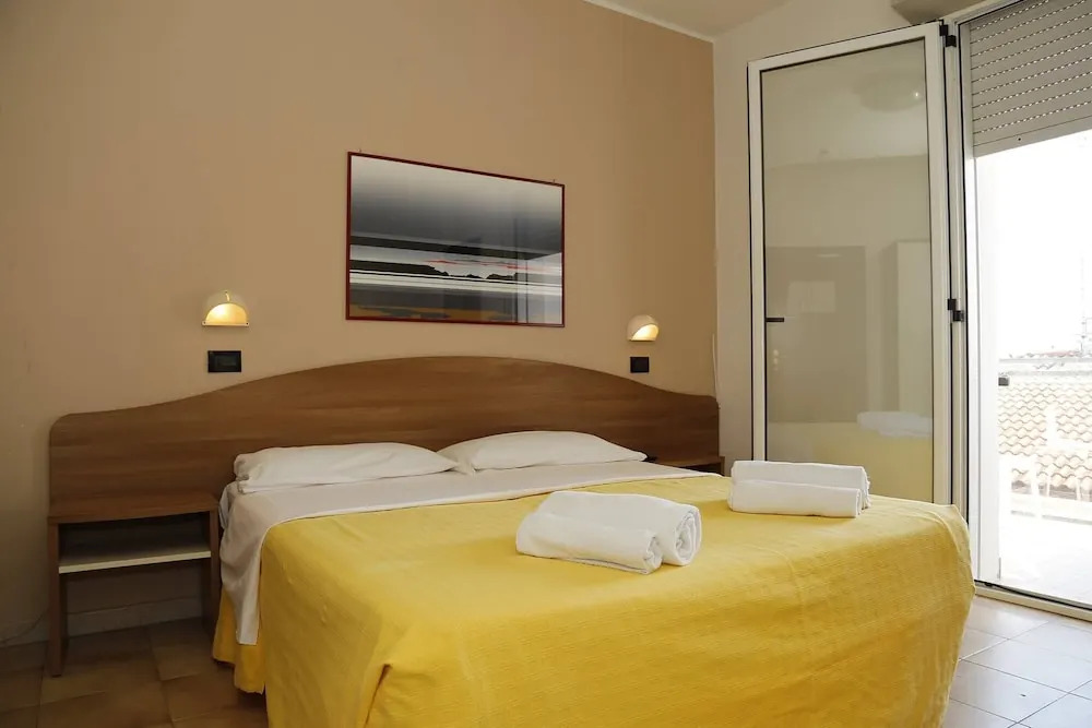 Hotel Villa Dina