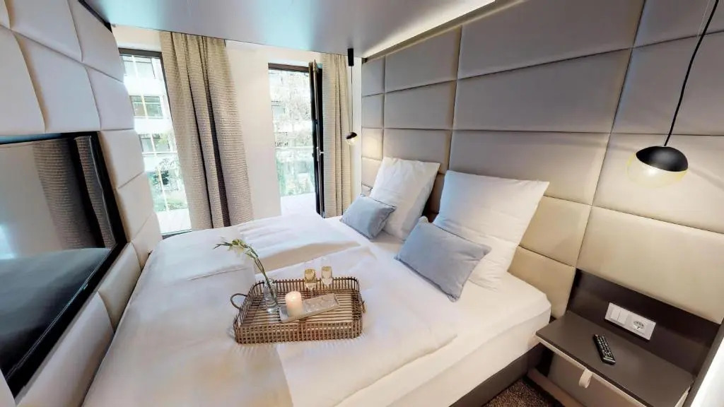 White Pearl Apartment 1.13