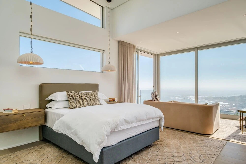Camps Bay Grace - Villa with pool and ocean views