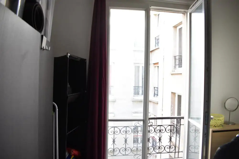 Parisian 1 Bedroom Apartment In The 18th