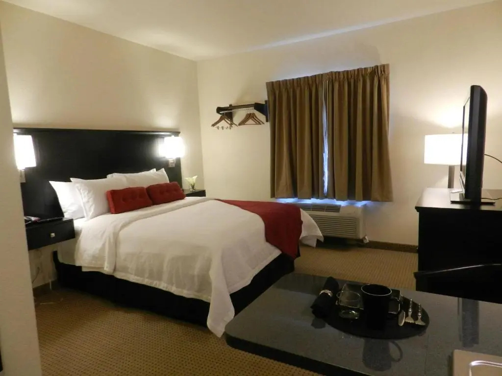 Black Gold Suites Tioga