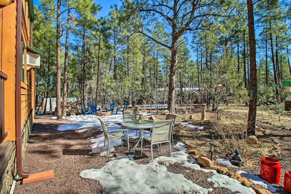 Lakeside Cabin with Fire Pit about 4 Mi to Show Low Lake