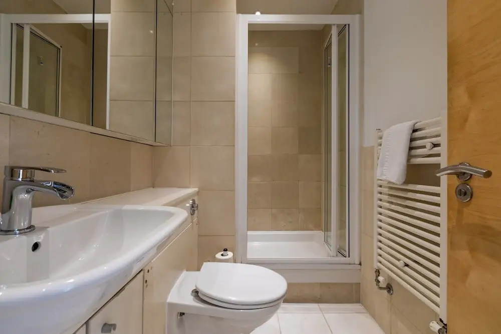 5 Bedroom House in South London