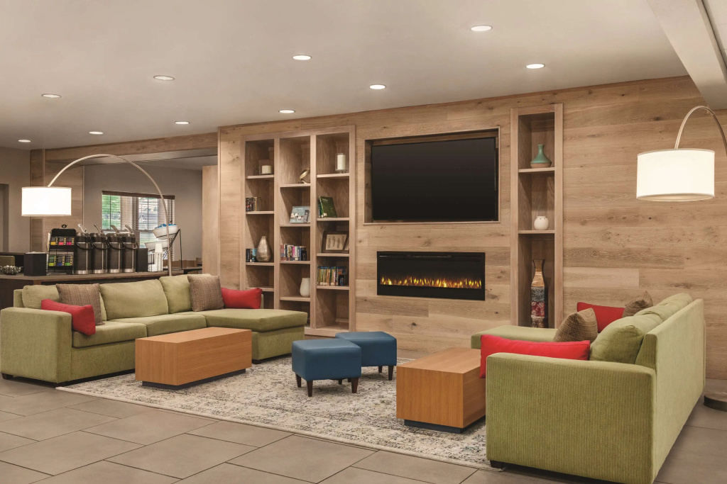 Country Inn & Suites by Radisson, Nashville Airport East, TN