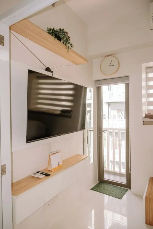 Zen Minimalist Comfort