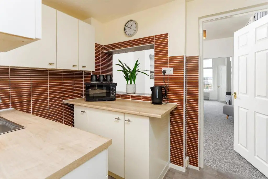 Air Host and Stay - Grafton House amazing view sleeps 6 free parking