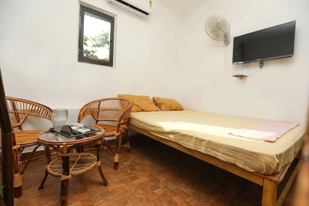 Ulo Pondicherry Beach Escapes