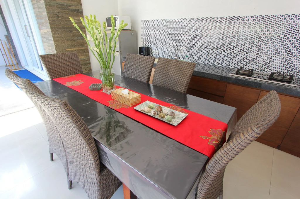 Heliconia Villa