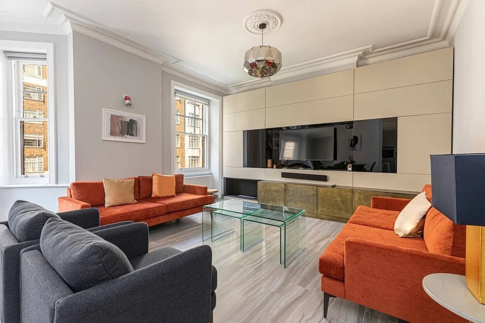 Social Distancing in 3-bed Flat, Near Mayfair and Edgware Road
