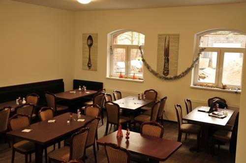 Queens Park Hotel