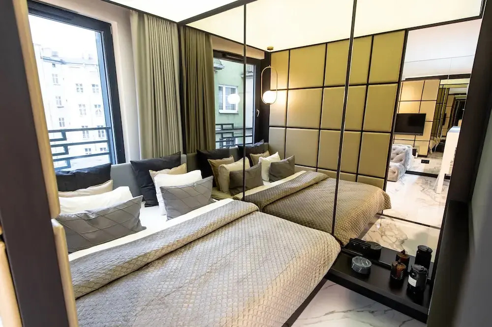 Super Apartment with Hot Tub