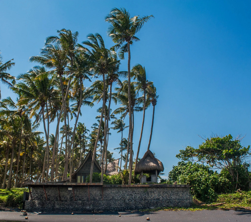Most Exotic Beachfront Villa Keong