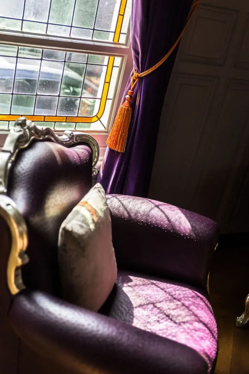 81 Lhotel