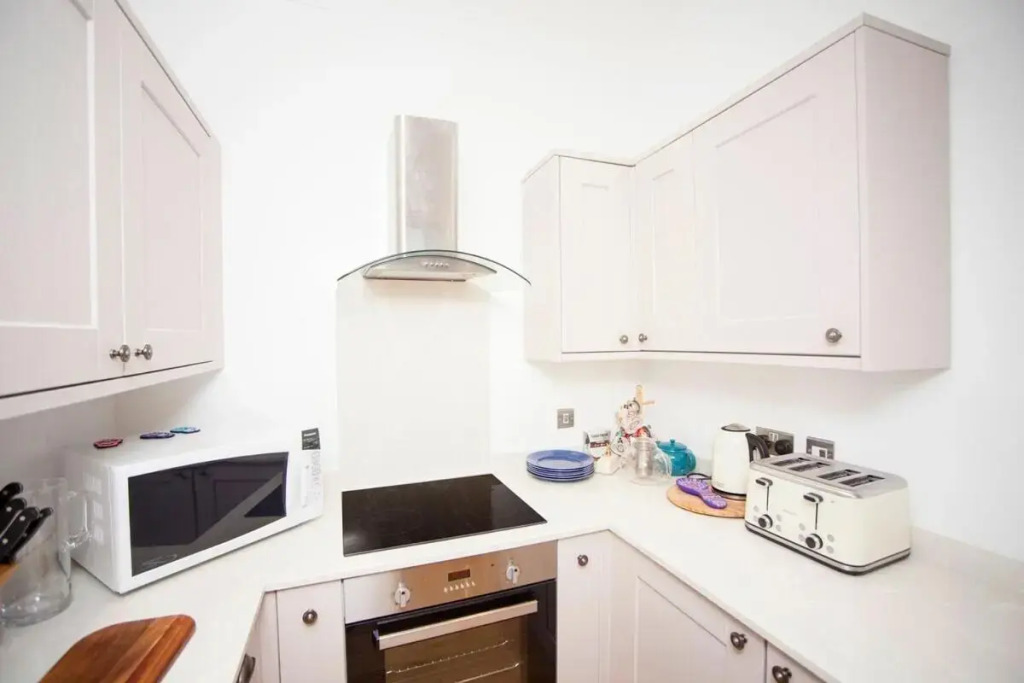 Georgian Garden Apartment - Central Bath