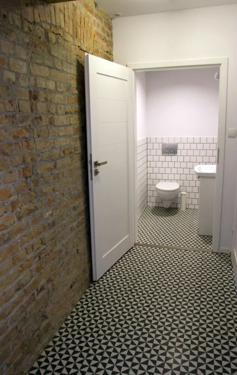 Honey Den Hostel
