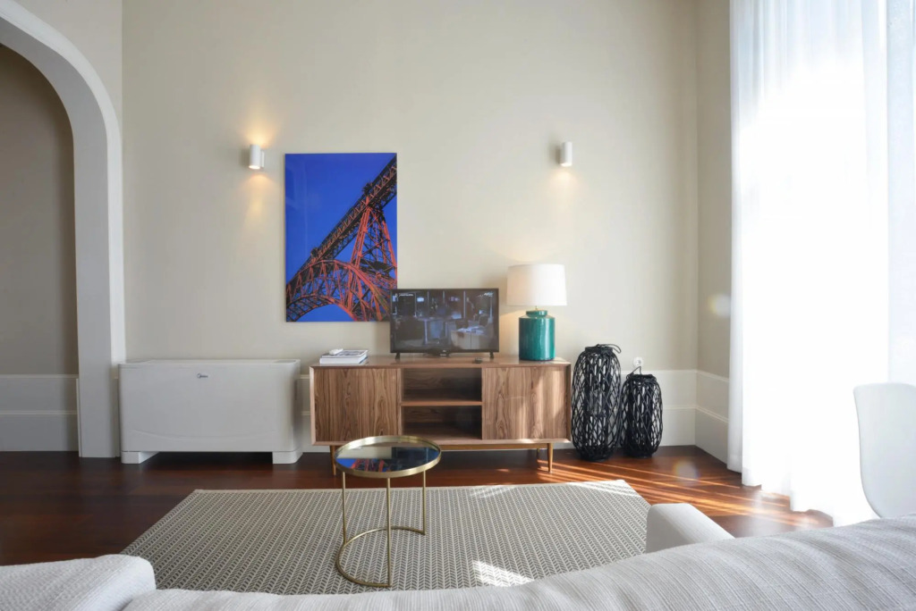 Market 3B in Oporto With 1 Bathrooms