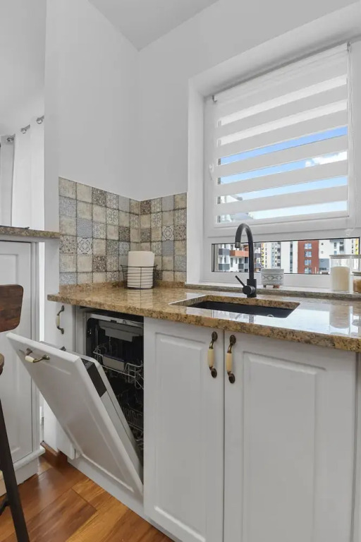 Karina 2BDR Apartment