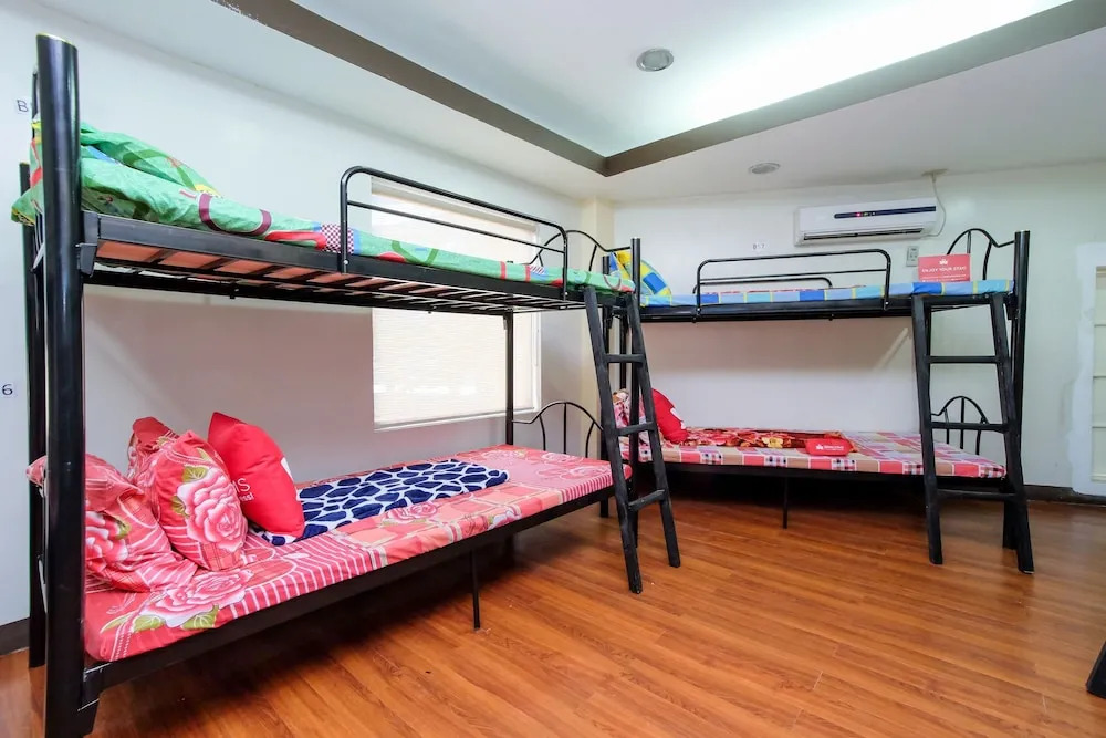 ZEN Hostel Quirino Ave. Malate