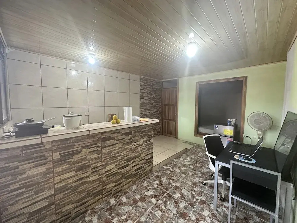 Arenal Family House