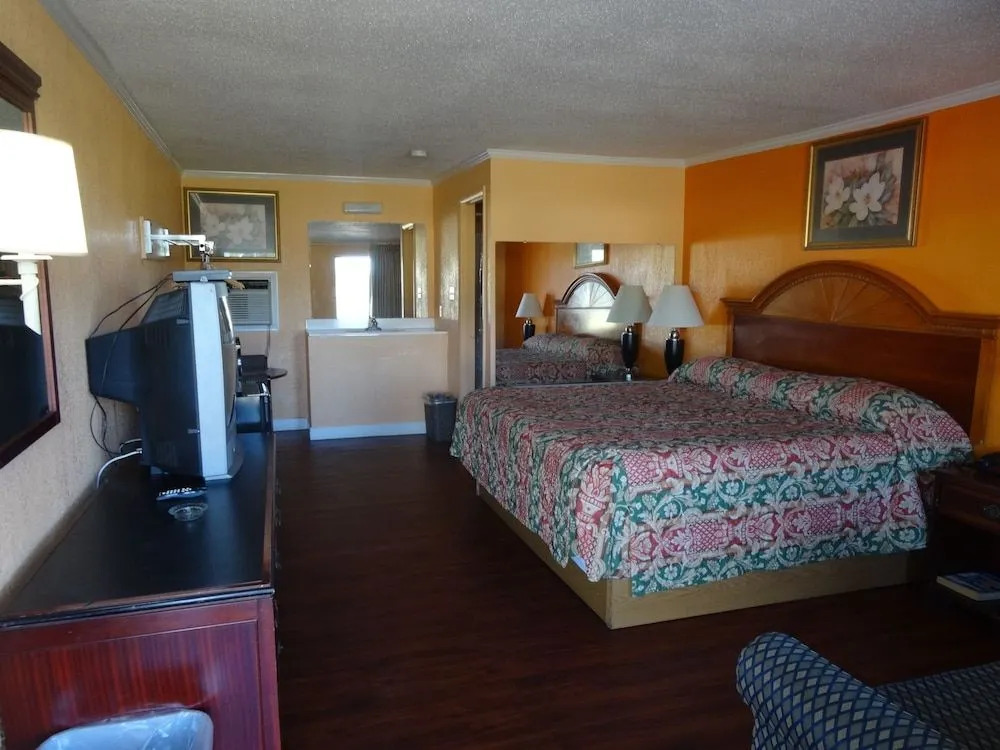 Cavalier Motel