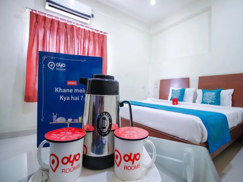 OYO 1520 Hotel Tourist Plaza