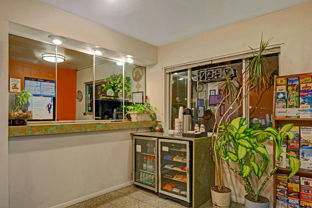 Garner Hotel Albuquerque Airport by IHG