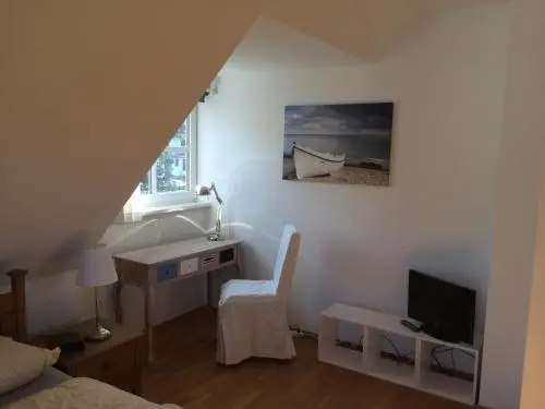 Haus Zeesenboot Ferienwohnung Lee