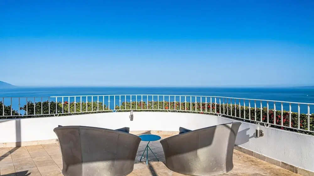 HOLT Grand Miramar Residences