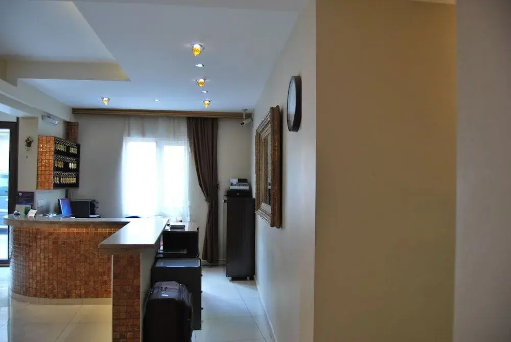 Demirci Otel