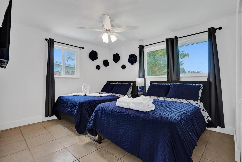 Stellar stay in wonderful 7bd villa Pool-Playground