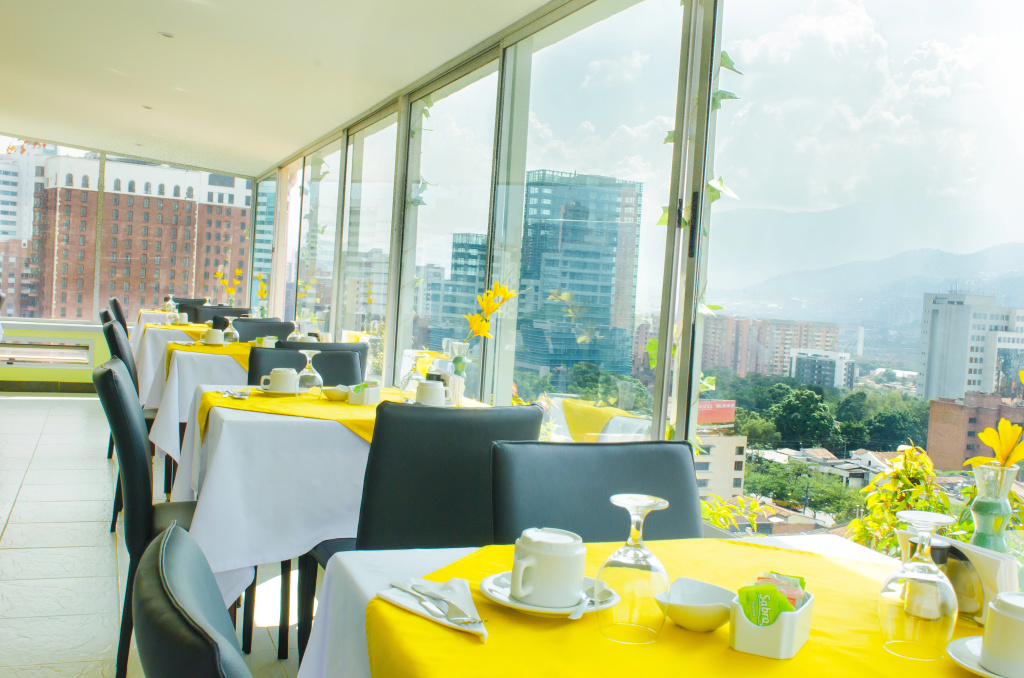 Hotel Torre Poblado